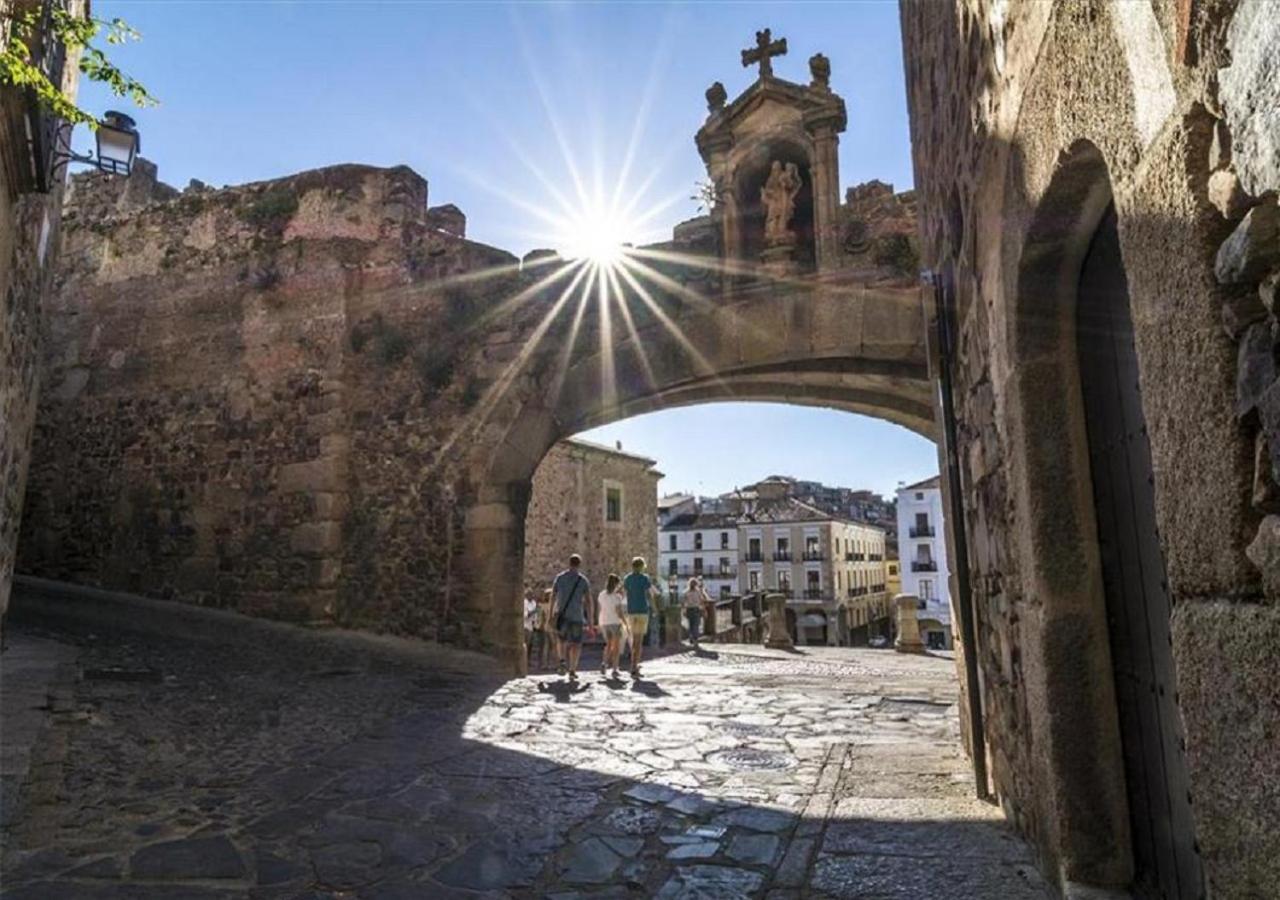 Apartamento Turistico Muralla De Caces Exteriér fotografie