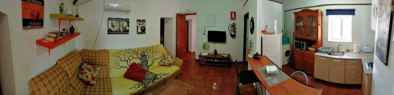 Apartamento Turistico Muralla De Caces Exteriér fotografie